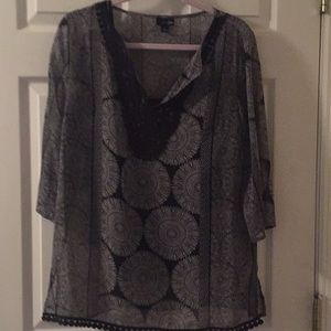 East 5th Size large black 3 quarter sleeve blouse